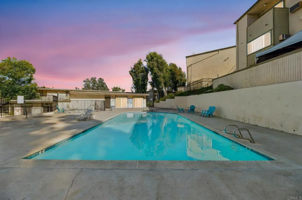 https://cdn.realtyfeed.com/cdn/127/306523117/f4fe4526bf11fade1f2acd13a7222b74.webp