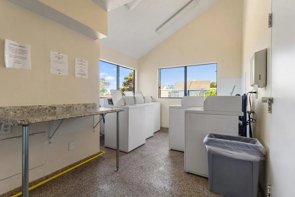 https://cdn.realtyfeed.com/cdn/127/306523140/37925161ed51661e01492fac04605eaf.webp