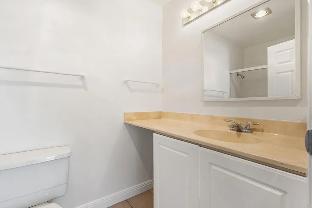 https://cdn.realtyfeed.com/cdn/127/306523140/7b9ef4dc1f1b44292e3d49915c1d60f2.webp