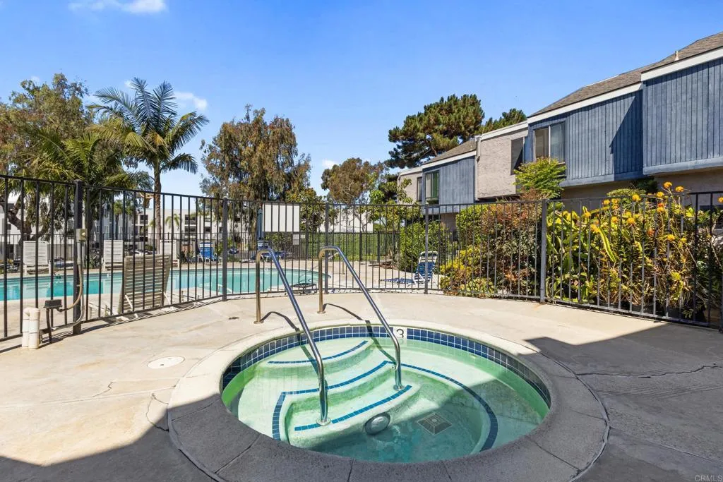 https://cdn.realtyfeed.com/cdn/127/306523140/87f54456c4f69fdcc2c241909ce29471.webp