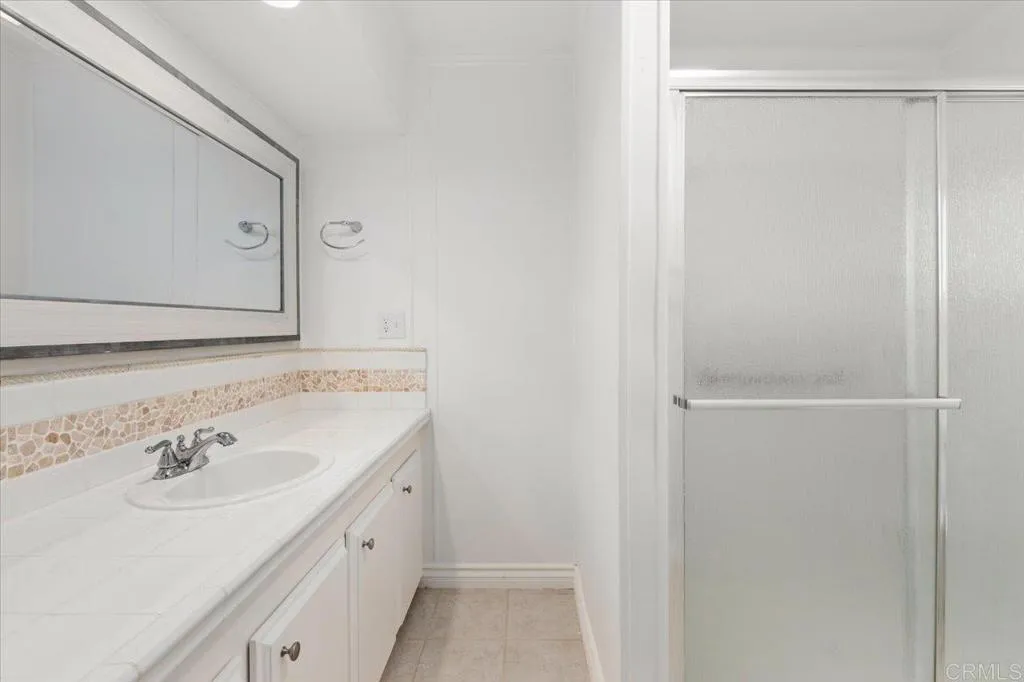 https://cdn.realtyfeed.com/cdn/127/306523179/4c5caeb7000e98454e5b7c81765eff0b.webp