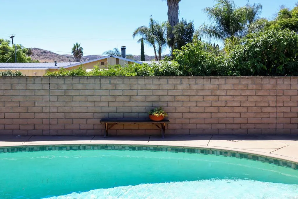 https://cdn.realtyfeed.com/cdn/127/306523210/1b2afdcb34e7c88d2d40e118693aae12.webp