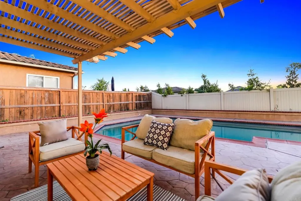 https://cdn.realtyfeed.com/cdn/127/306523257/0ee3571c919906427e08415b7d7dfed5.webp