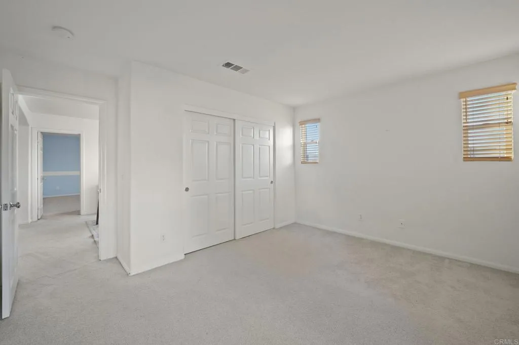 https://cdn.realtyfeed.com/cdn/127/306523257/12802a566e0307d1eb8460a1b42f7d25.webp