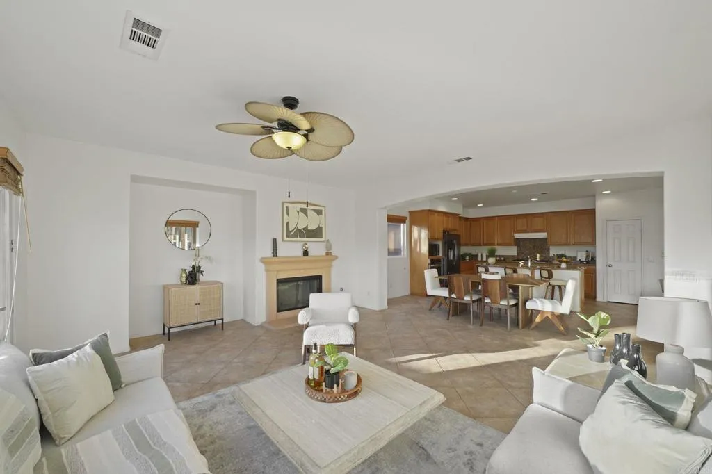 https://cdn.realtyfeed.com/cdn/127/306523257/1c0f732c298f219cee65c17cd2de9b31.webp