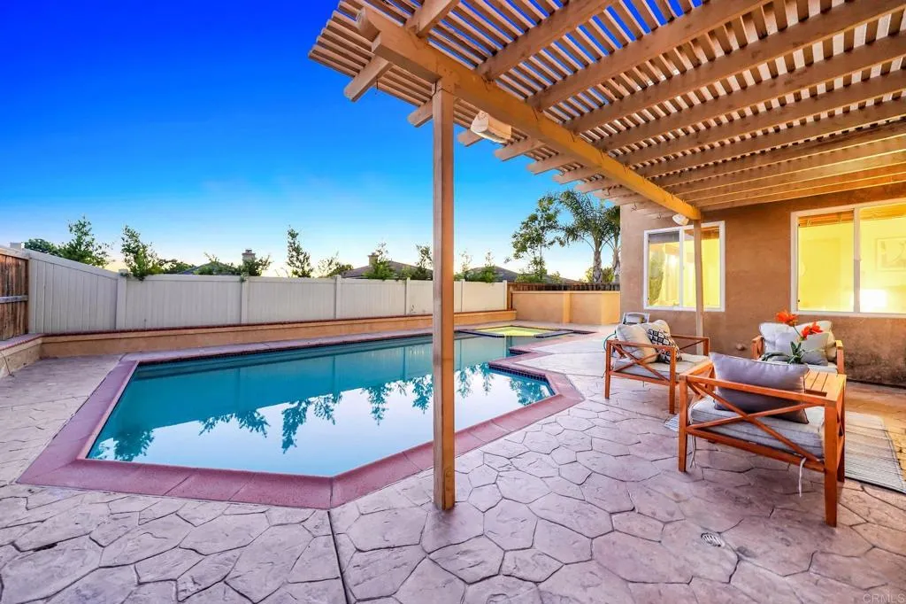 https://cdn.realtyfeed.com/cdn/127/306523257/600f7fb0ecc58b7e32b40a1ae8f70e2d.webp