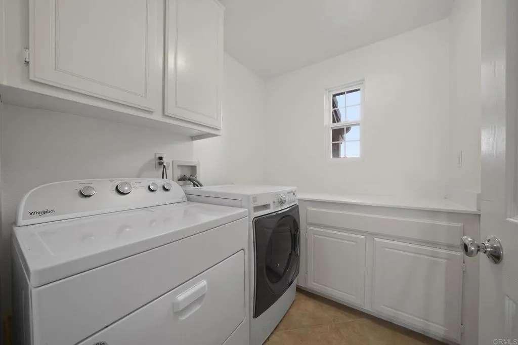 https://cdn.realtyfeed.com/cdn/127/306523257/abce2db0dd253a6f0de212010967caf6.webp