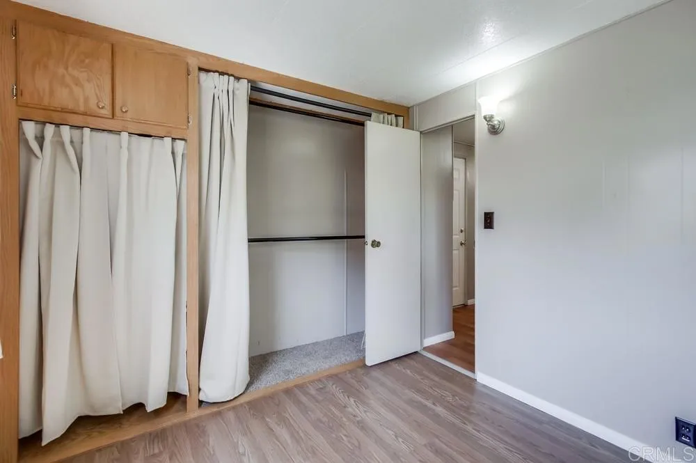 https://cdn.realtyfeed.com/cdn/127/306523323/882b92a8722e0c06432e466f90bbc2a1.webp