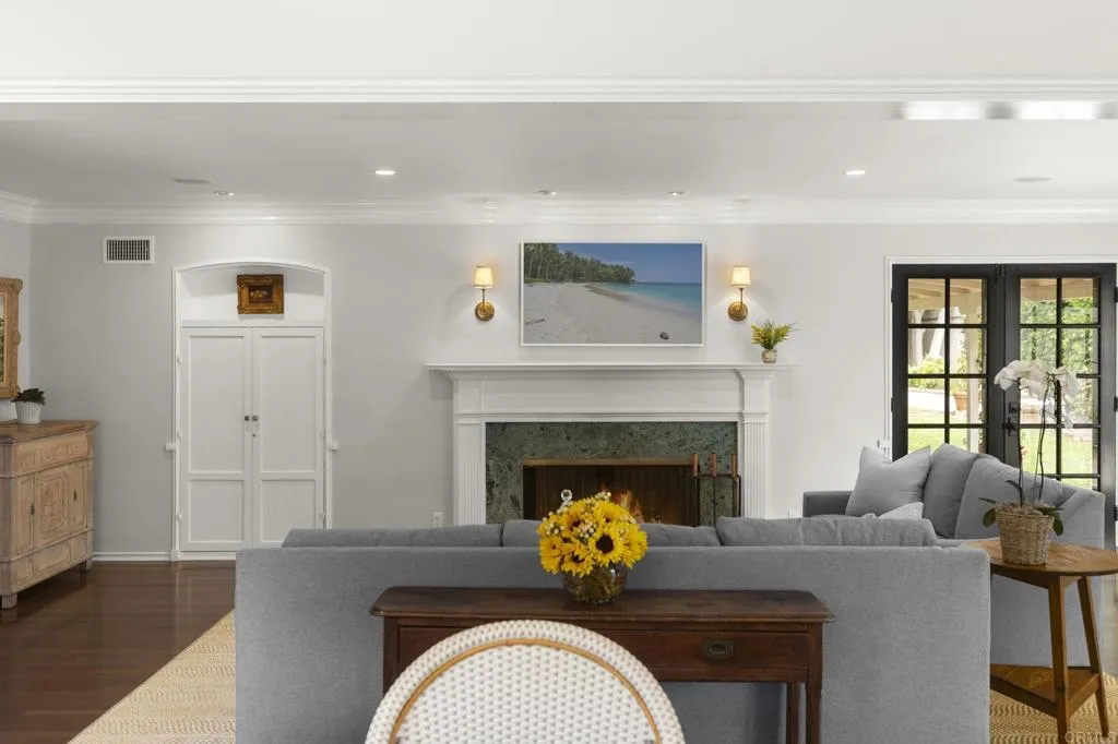 https://cdn.realtyfeed.com/cdn/127/306523332/bb137912321e1752a210ce857f79dbf5.webp