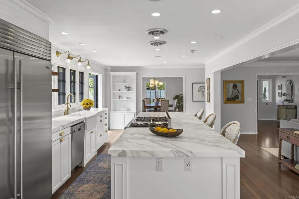 https://cdn.realtyfeed.com/cdn/127/306523332/f097661ec0e3b149a5dd6ceac132f86e.webp