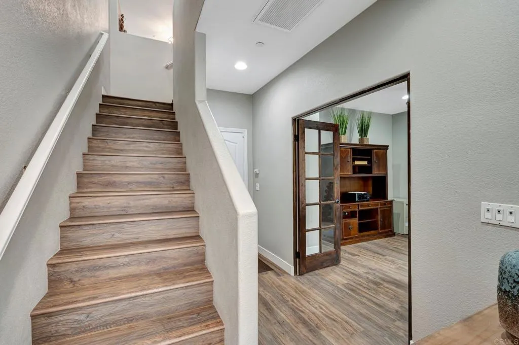 https://cdn.realtyfeed.com/cdn/127/306523346/06dfaae7fe9f2dd0133038a8ce610f62.webp
