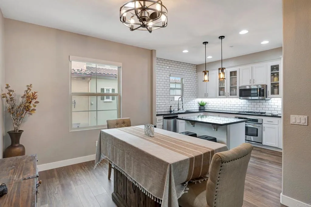 https://cdn.realtyfeed.com/cdn/127/306523346/73b90cef16d05ab76dd33a27dc3ba020.webp