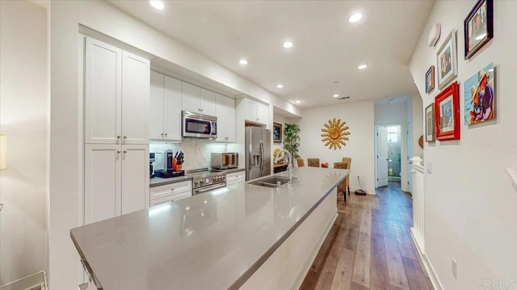 Photo #2: NDP2508200 Listing 