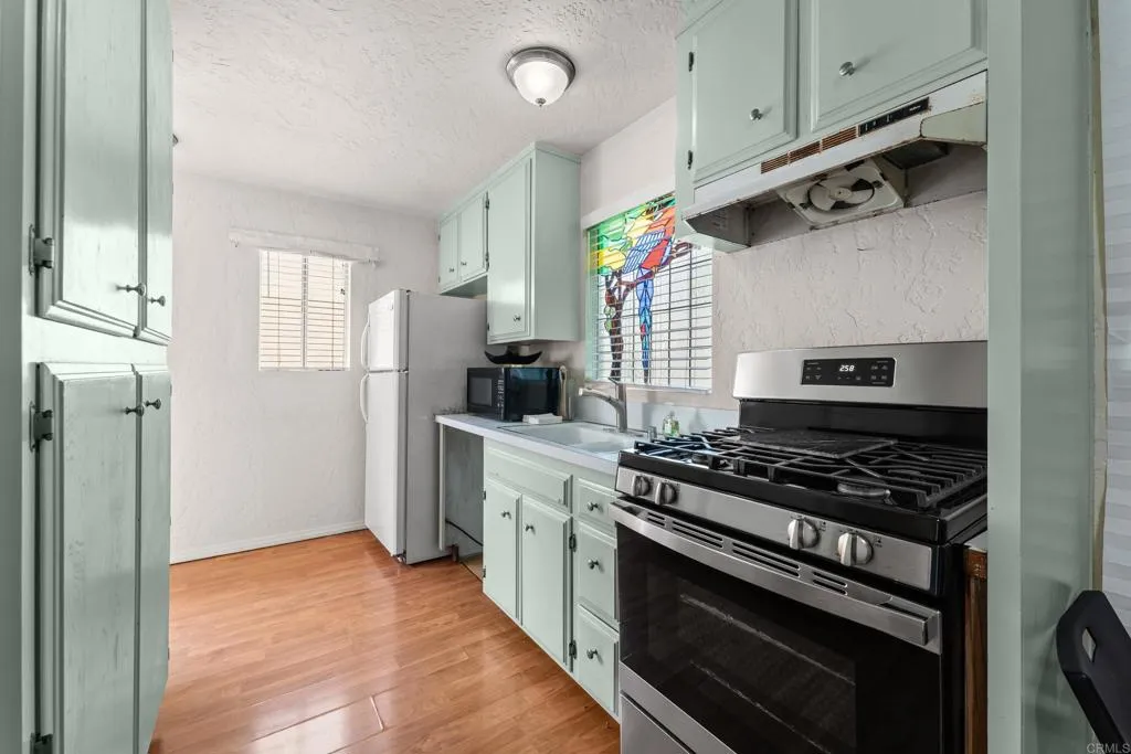 https://cdn.realtyfeed.com/cdn/127/306523365/14f4515d252a7de72d5c936cce2e5422.webp