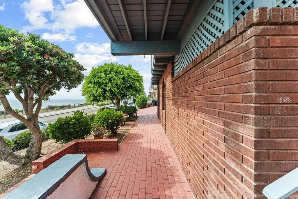 https://cdn.realtyfeed.com/cdn/127/306523365/63ae2757380d7d9f4cdc304a11dd8400.webp