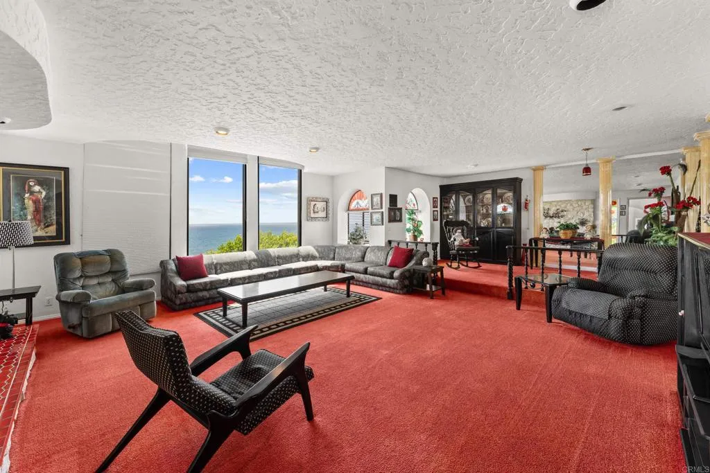 https://cdn.realtyfeed.com/cdn/127/306523365/8b970a00b6c50677c4d1c5077c769da5.webp