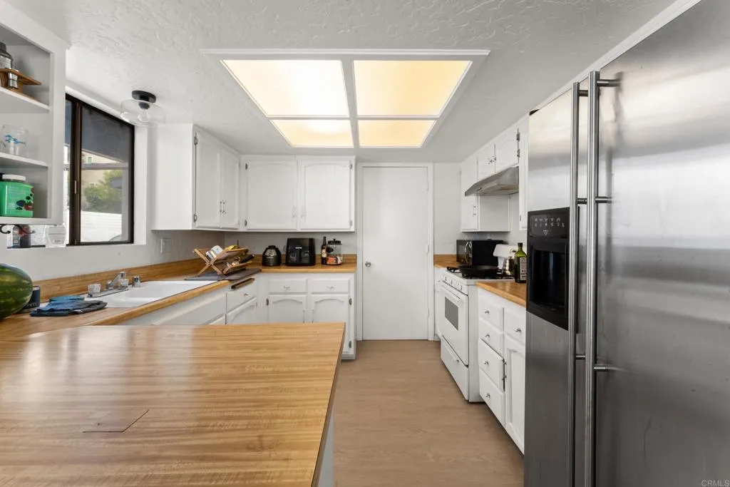 https://cdn.realtyfeed.com/cdn/127/306523365/a681e4ff0a935d2459464c1a35c7f1f3.webp