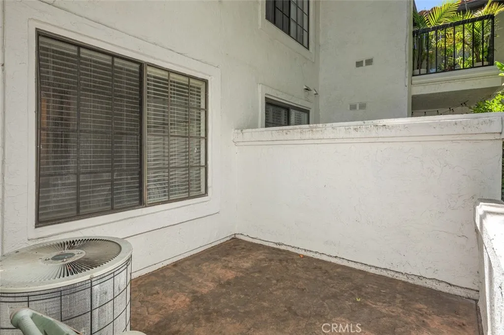https://cdn.realtyfeed.com/cdn/127/306523407/058d7c08dd938d42a78c5f3c3cde8f8e.webp