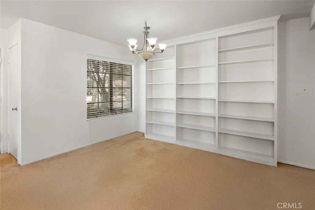 https://cdn.realtyfeed.com/cdn/127/306523407/226eaea47f6fa03584f13048b8baf17f.webp