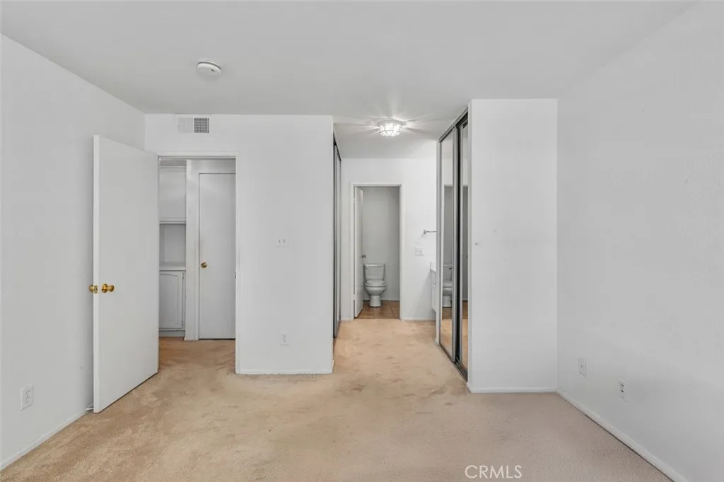 https://cdn.realtyfeed.com/cdn/127/306523407/48c63e1d5efeba83bc29c05aabf6c197.webp