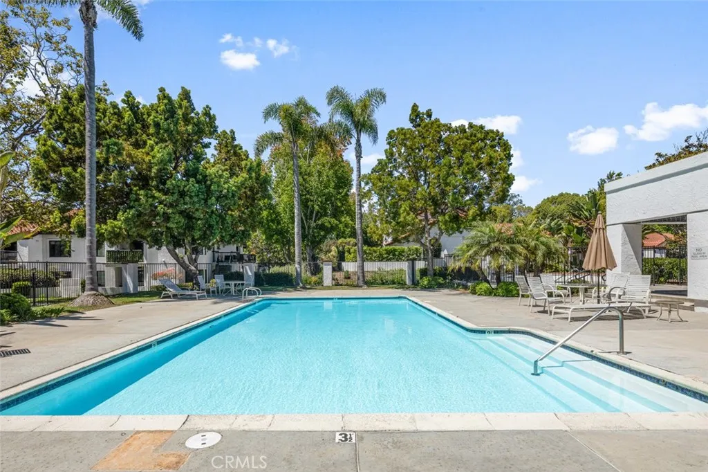 https://cdn.realtyfeed.com/cdn/127/306523407/9122eca97e982cc52f90c5011477ef87.webp