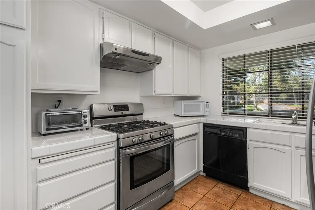 https://cdn.realtyfeed.com/cdn/127/306523407/e65fc592ffaf1a981eac1e9e4d1fcf8c.webp