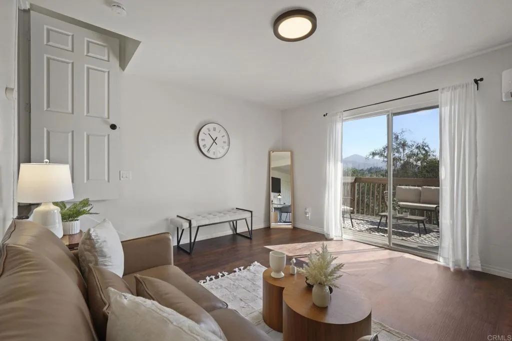 https://cdn.realtyfeed.com/cdn/127/306523433/4f53e8e8532a1be69edc663b01ca38a4.webp