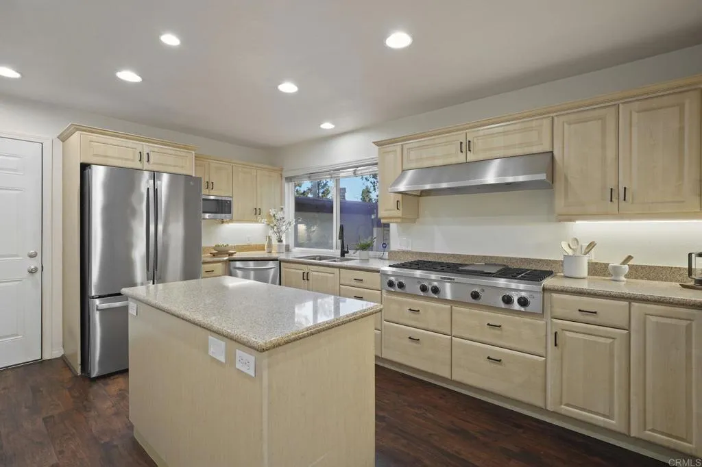 https://cdn.realtyfeed.com/cdn/127/306523433/5f5b3da92a492b47b41a096739864b48.webp
