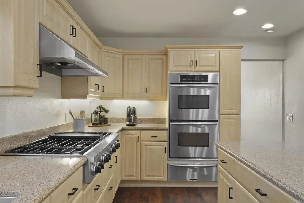 https://cdn.realtyfeed.com/cdn/127/306523433/de0bfc2fab96056ec2cd0ad9f1dde705.webp