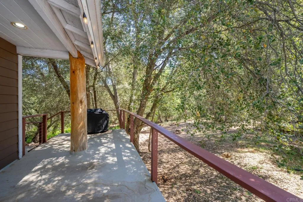 https://cdn.realtyfeed.com/cdn/127/306523449/711074f5419f6ef233534a1539333eb4.webp