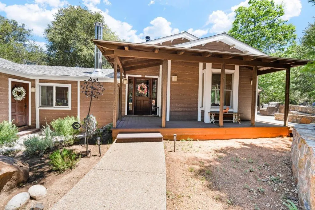 https://cdn.realtyfeed.com/cdn/127/306523449/93f4b50f62a19e1786eff55c4397c40a.webp