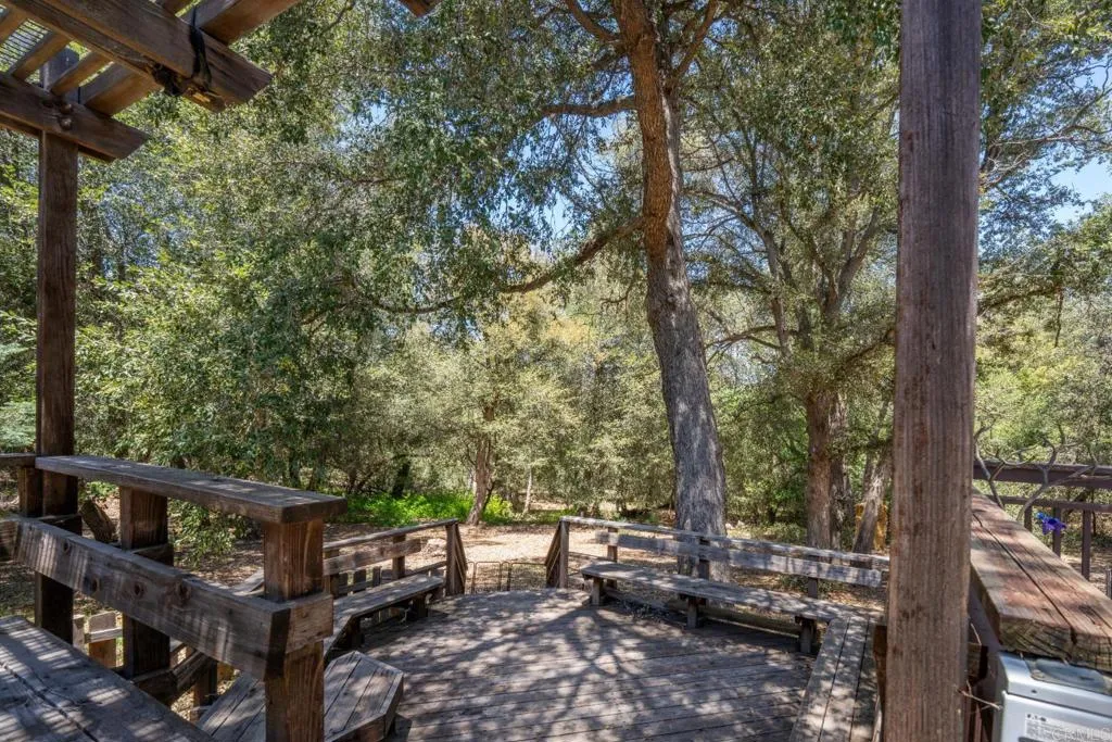 https://cdn.realtyfeed.com/cdn/127/306523449/bd0de2abb5b692d7025c309cf12d4d3d.webp