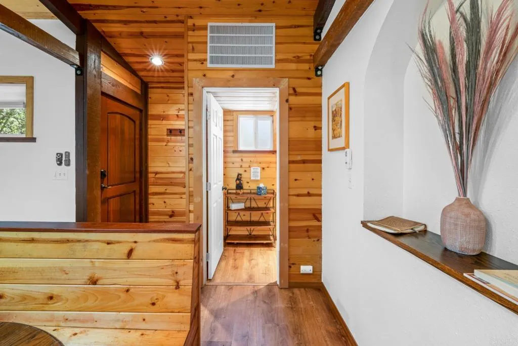 https://cdn.realtyfeed.com/cdn/127/306523449/cb090dd4c7097e51366448a5392a6787.webp