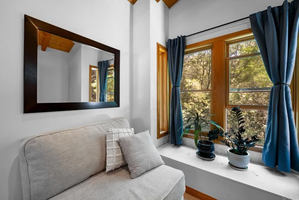 https://cdn.realtyfeed.com/cdn/127/306523449/cb778311cc4219f92fc96af686382881.webp