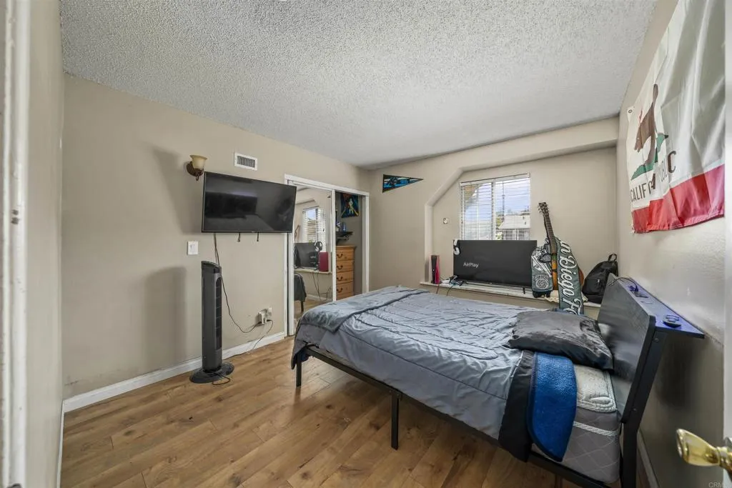 https://cdn.realtyfeed.com/cdn/127/306523450/3673f8987f2d48a62a263f4c049b99c3.webp