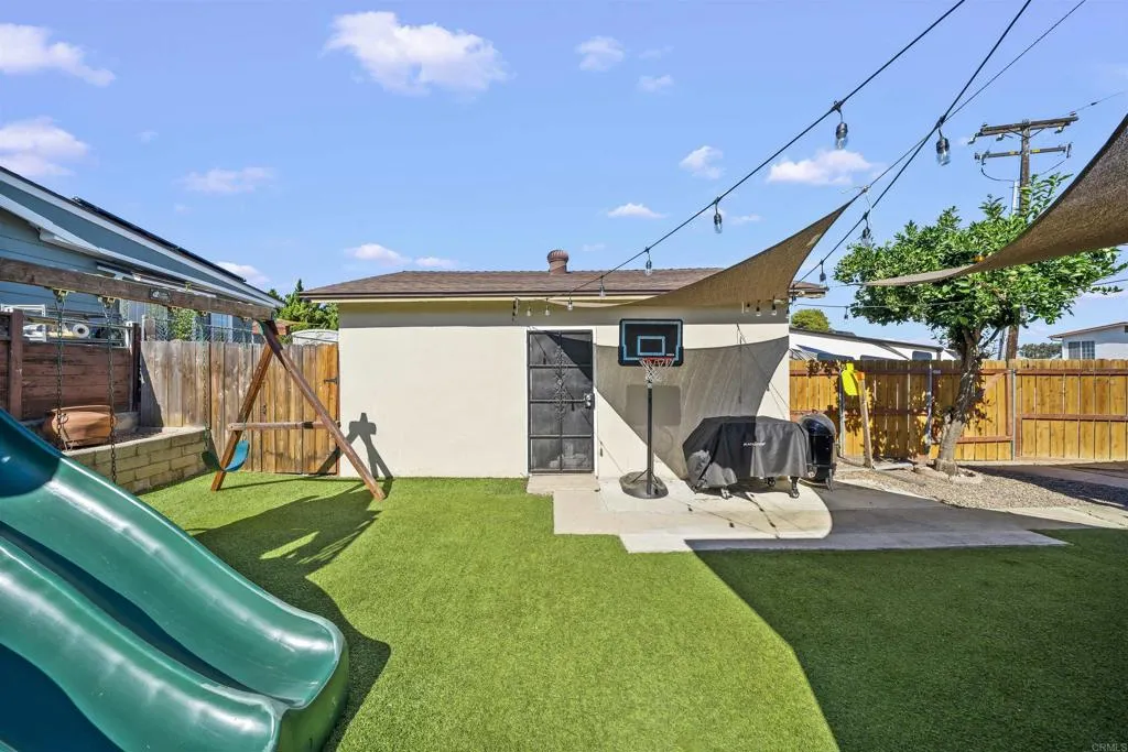 https://cdn.realtyfeed.com/cdn/127/306523450/82af395fd74c4aabc5be4335a0184101.webp