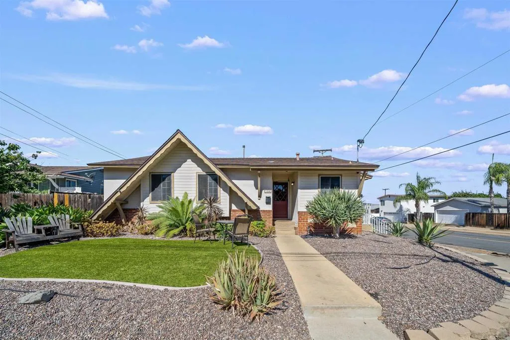 https://cdn.realtyfeed.com/cdn/127/306523450/907b947270000a8bf1f117e5792384f7.webp