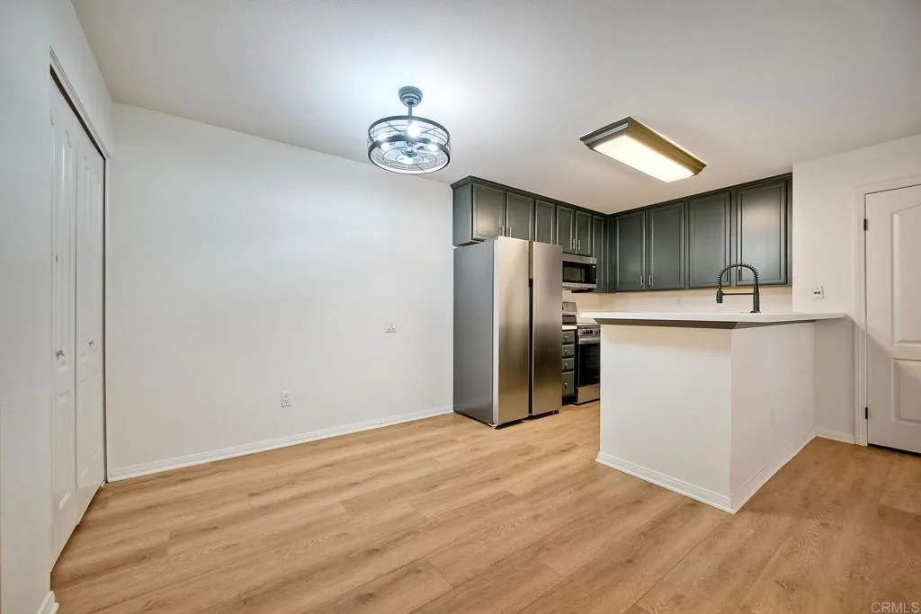https://cdn.realtyfeed.com/cdn/127/306523480/877ee18b72bf6239f9114c9c2034662e.webp
