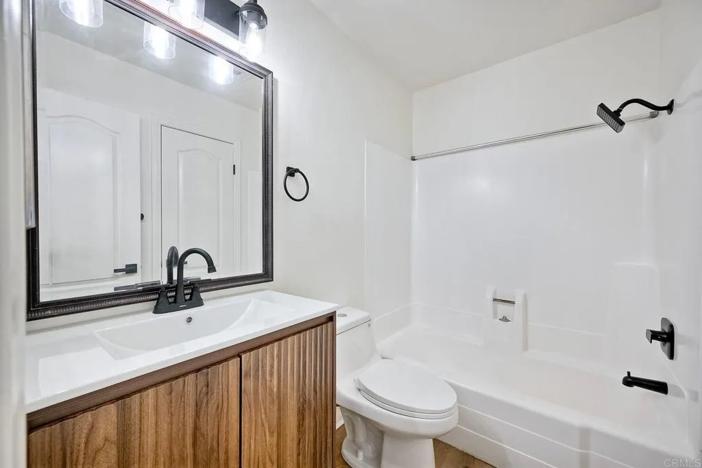 https://cdn.realtyfeed.com/cdn/127/306523480/cd1505a660e0891412a9a0ab26ff94bb.webp