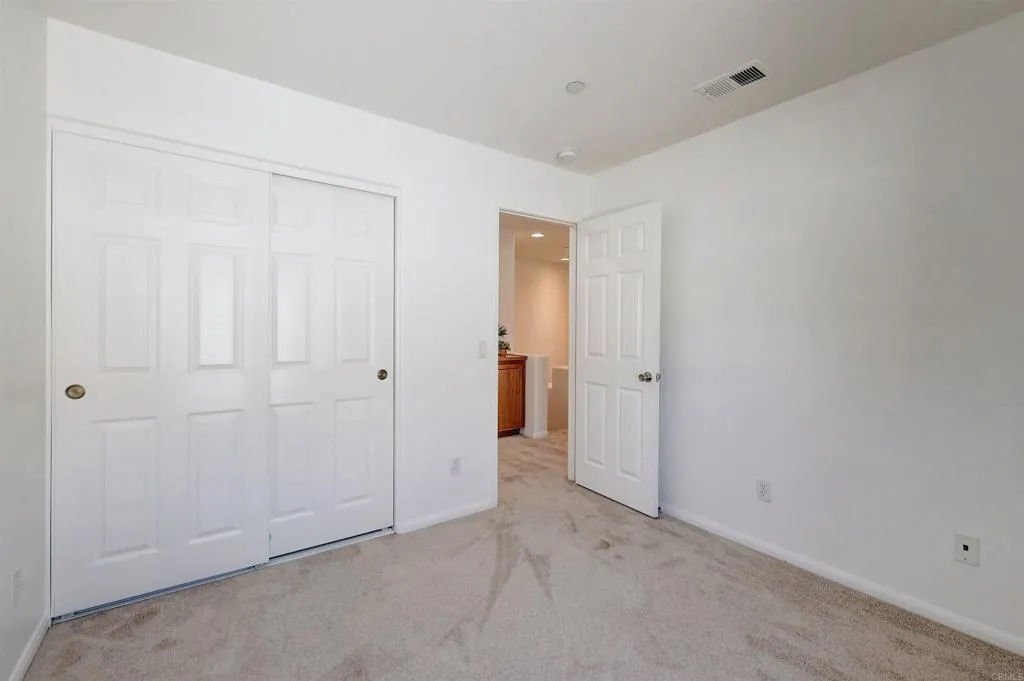 https://cdn.realtyfeed.com/cdn/127/306523514/44aa5c26b6ea074952a11c388269a760.webp