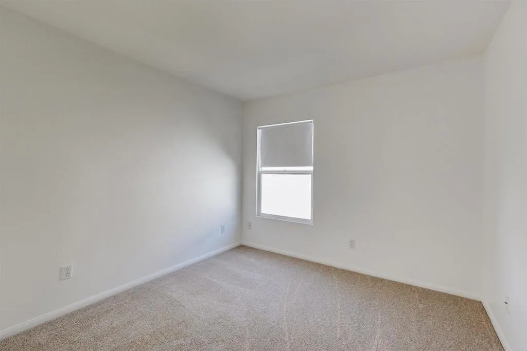 https://cdn.realtyfeed.com/cdn/127/306523514/5babb6adb14cfdccb762151647b88475.webp