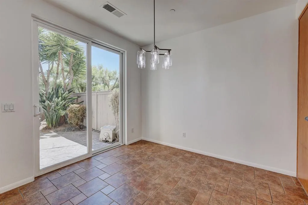 https://cdn.realtyfeed.com/cdn/127/306523514/a4c501d29cce2be6b152567410b24437.webp