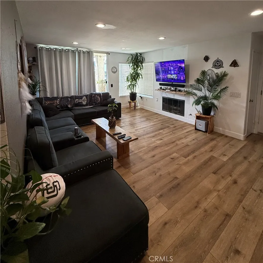 Photo #8: OC25188506 Listing: Photo #8