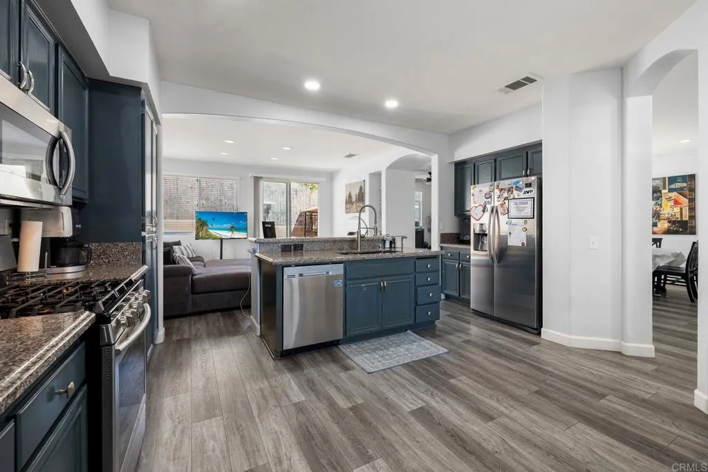 https://cdn.realtyfeed.com/cdn/127/306523544/1d71fc5e44be59f019cce3e8d9903866.webp