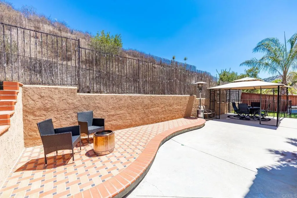 https://cdn.realtyfeed.com/cdn/127/306523544/1e01f39c6c8fe492c457afa3b5e02962.webp