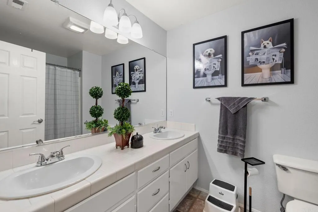 https://cdn.realtyfeed.com/cdn/127/306523544/5c6aec29ac1e739860626a5d76e0fd29.webp