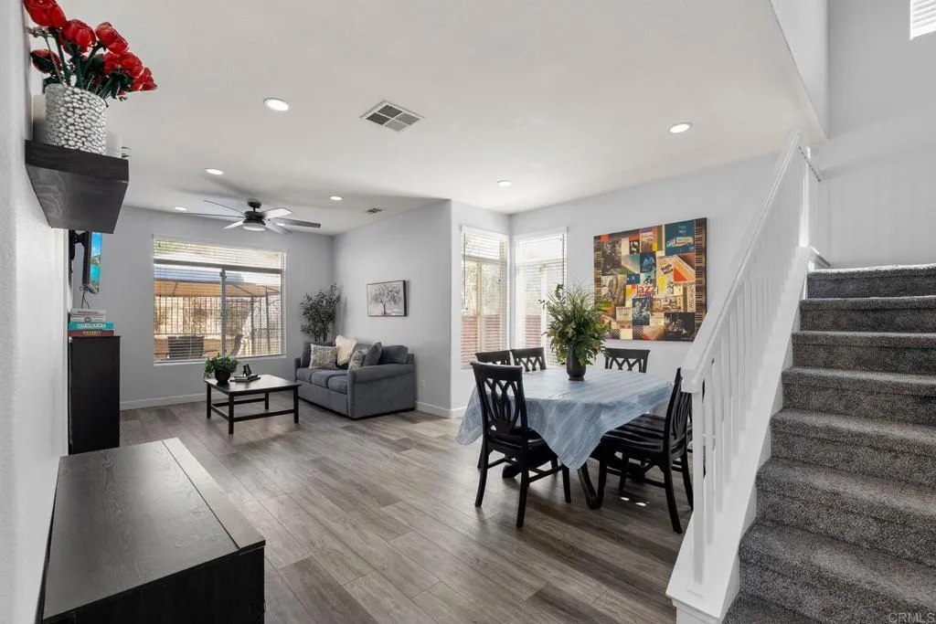 https://cdn.realtyfeed.com/cdn/127/306523544/63eb3e2d0b07a002ea5e3981885d297c.webp