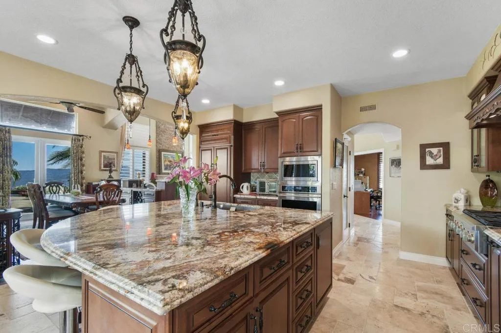 https://cdn.realtyfeed.com/cdn/127/306523558/3b435416c95fcc57ab147d1855c03908.webp