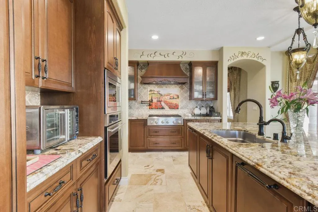 https://cdn.realtyfeed.com/cdn/127/306523558/9510a2bf68f7d8acd2d07139b9666f05.webp