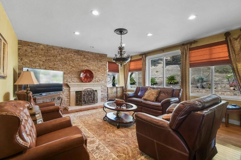 https://cdn.realtyfeed.com/cdn/127/306523558/a78c09b8227203a424ad105f1e49782a.webp